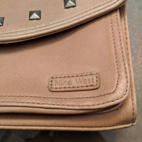 Nine West tan satchel - Picture 4 of 4
